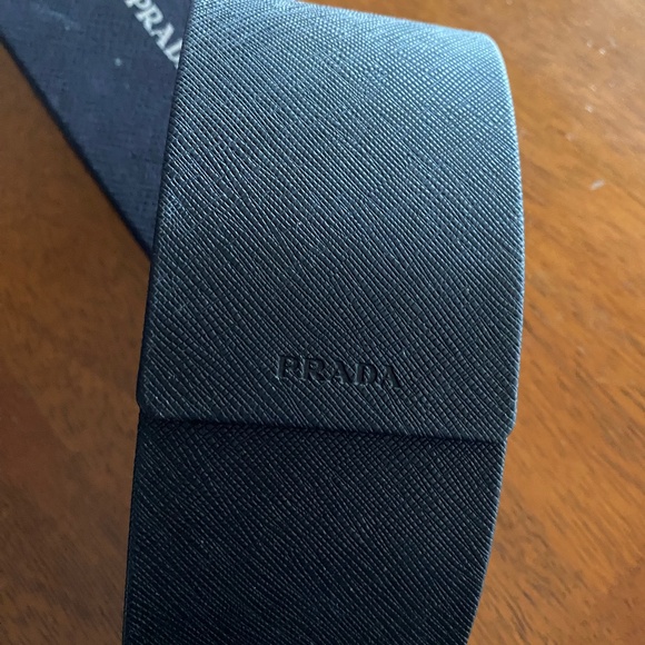 New Prada 52mm Cat Eye Sunglasses - Picture 5 of 6